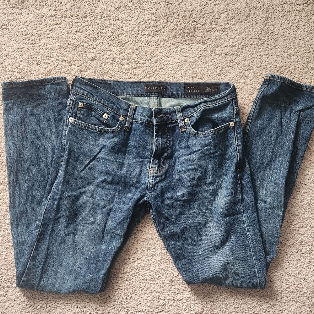 Mens Bullhead Medium Wash Skinny Jea ns